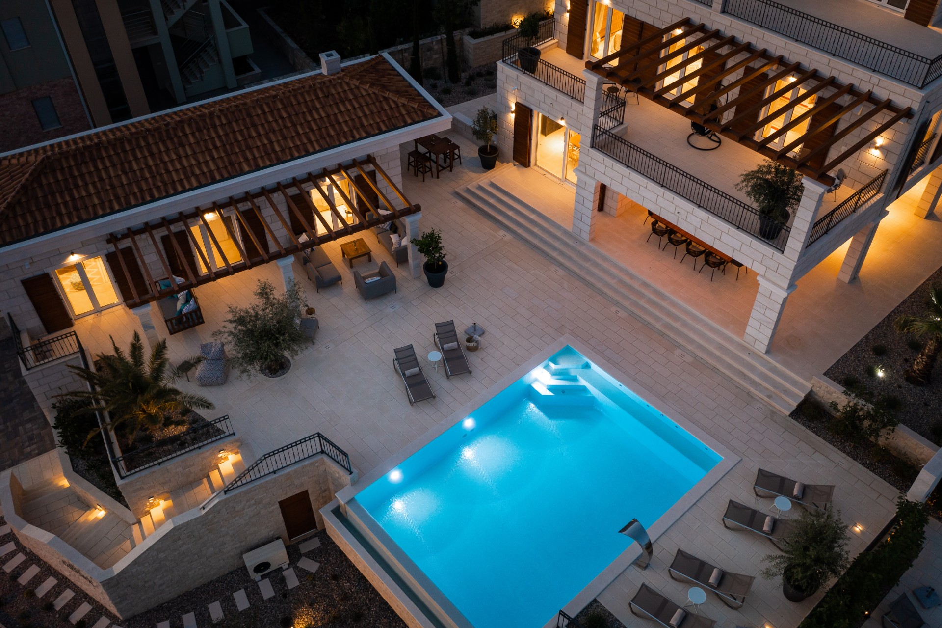 Adriatic sea and mountain views from Makarska villas