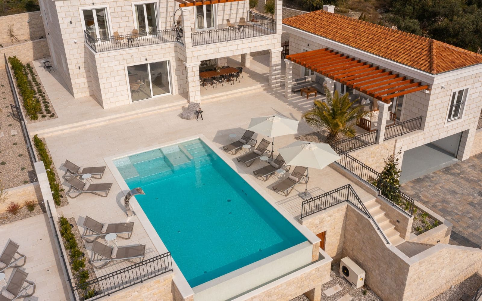 Birdview Villa Vespera